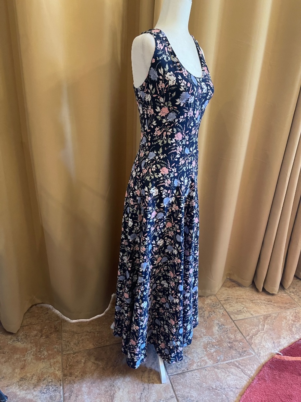 NEW! Pact Dayspring Blooms Fit Flare Maxi Dress Size S NWT! - Picture 3 of 12